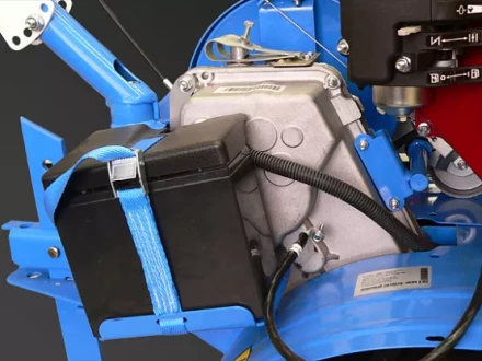 Мотоблок Нева МБ-23Б-10 ФС (с фарой и электростартером) купить в Надыме