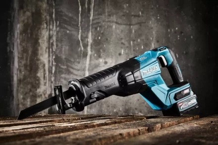 Аккумуляторная сабельная пила Makita XGT JR001GM201 купить в Надыме