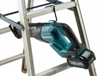 Аккумуляторная сабельная пила Makita XGT JR001GM201 купить в Надыме