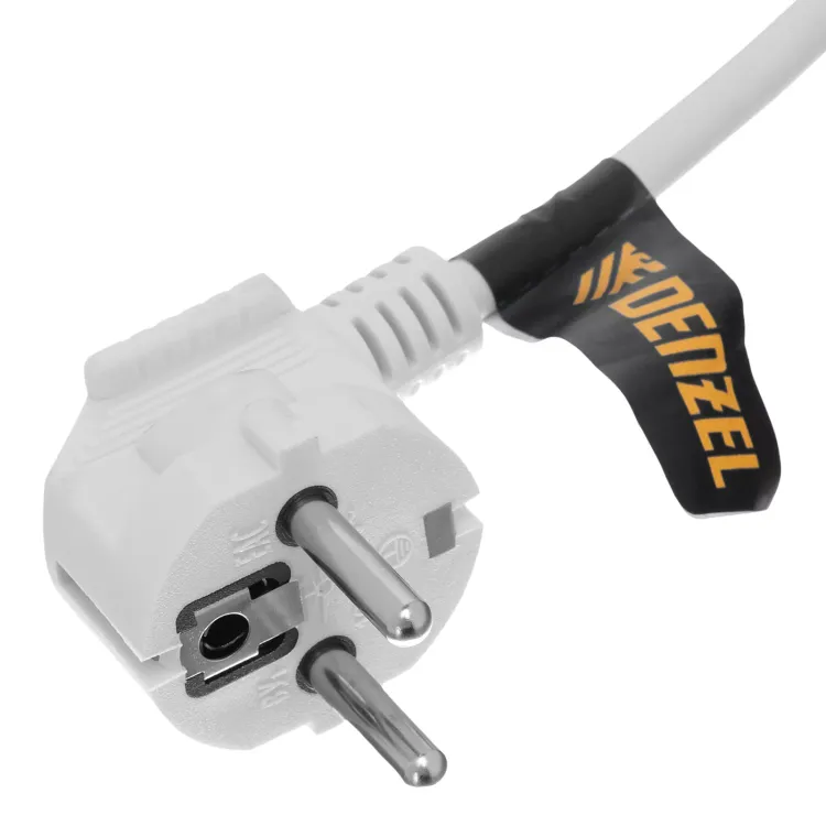Шнур сетевой Denzel Energy Series, ПВС, 1,5 м, 3 x 1,5 мм, с неразборной вилкой, белый, 3 м, 37670 купить в Надыме