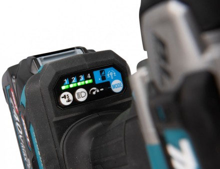 Аккумуляторный ударный гайковерт  XGT Makita TW007GD201 купить в Надыме