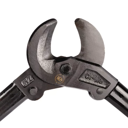 Ножницы для резки кабеля с ленточной броней КВТ НК-50  до 50 мм (101858) купить в Надыме