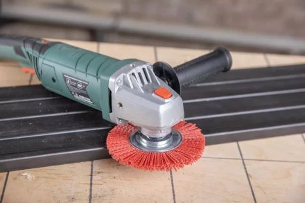 Кордщетка HAMMER плоская 125мм для УШМ нейлон (207-115) купить в Надыме