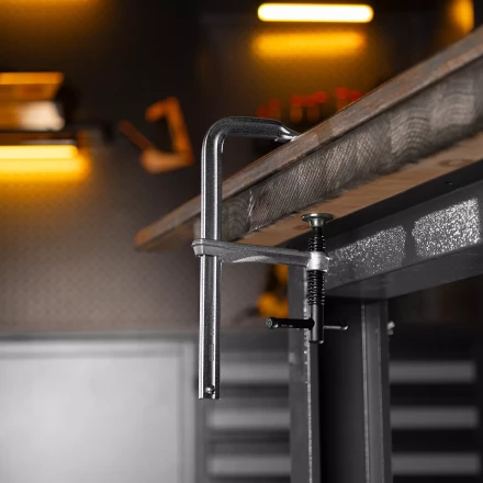 Струбцина F-образная Denzel, 80x200мм, кованая 20465 купить в Надыме