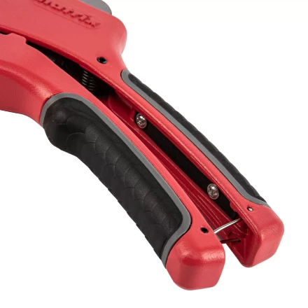 Ножницы для резки изделий из ПВХ, D до 42 мм, лезвие из нерж. стали, автоматич. Matrix 78411 купить в Надыме