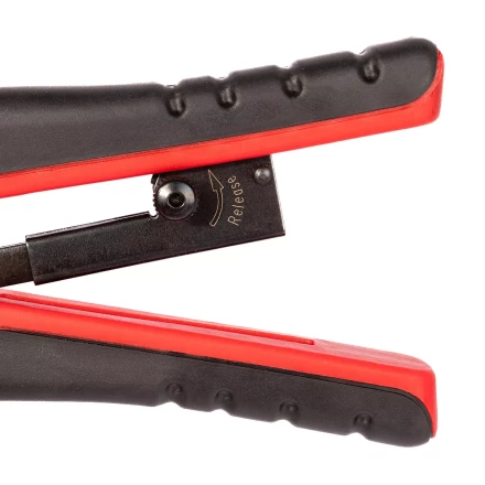 Кримпер многофункциональный КВТ HT-106E с 3 встроенными модулями для обжима RJ-45, RJ-12, RJ-11 (86603) купить в Надыме