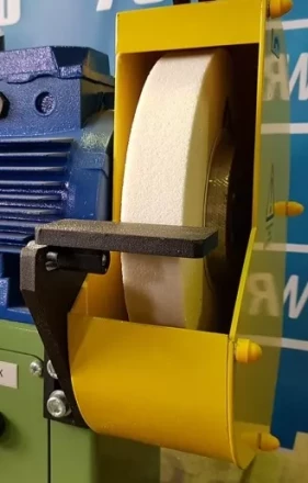 Настольный точильно-шлифовальный станок ТШ 1.25 (с ПП-750/У) круг 250х40х76 купить в Надыме