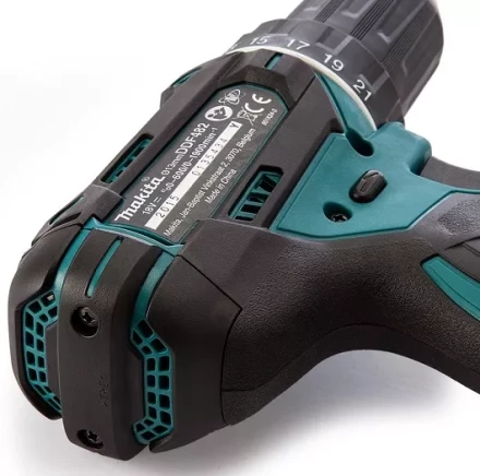 Дрель аккумуляторная Makita DDF482RME купить в Надыме