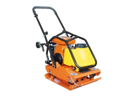 Виброплита TOR C-95T(R) 109 кг, 18кН (Loncin)  бак, колесный комплект уценка 1048937 купить в Надыме