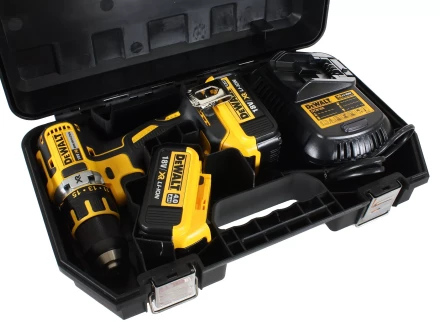 Аккумуляторная дрель шуруповерт DeWalt DСD 790 P2 купить в Надыме