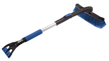 Щетка-сметка для снега со скребком  телескопическая БАРС 55324 купить в Надыме