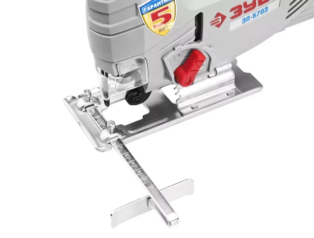 Лобзик ЗУБР, 3-х позиционный маятниковый ход, сталь-8мм/дерево-65мм, 500–3000ходов/мин, 570Вт ЗЛ-570Э купить в Надыме