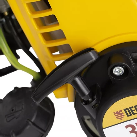 Триммер бензиновый DTL-37-4T, 4-тактный, 37 см3, неразъемная штанга, состоит из 2 частей Denzel 96267 купить в Надыме