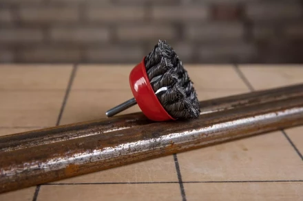 Кордщетка HAMMER чаша 63мм для дрели витая сталь (207-203) купить в Надыме