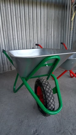 Тачка садово-строительная усиленная грузоподъемность 200 кг объем 90 л PALISAD 68935 купить в Надыме