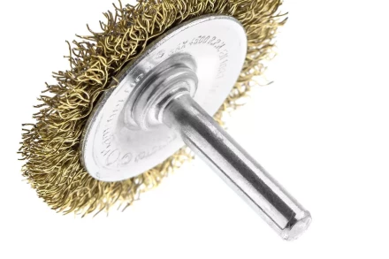 Кордщетка HAMMER плоская 50мм для дрели гофрированная латунированная сталь (207-205) купить в Надыме