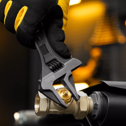 Ключ разводной 155 мм Denzel 15753, CrV, кованый, укороченная рукоятка купить в Надыме