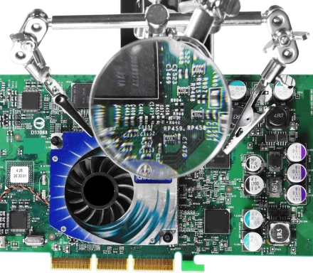 Штатив STAYER "MASTER" для фиксации электронной платы, c увеличительной линзой 55339 купить в Надыме