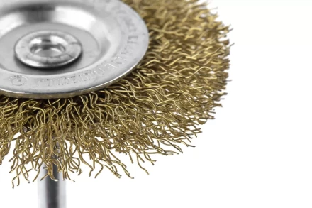 Кордщетка HAMMER плоская 63мм для дрели гофрированная латунированная сталь (207-206) купить в Надыме