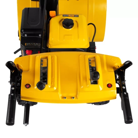 Бензиновая снегоуборочная машина SBL 711D PRO, 302cc, эл.старт, фара, обогрев, блок. дифф.// Denzel 97655 купить в Надыме