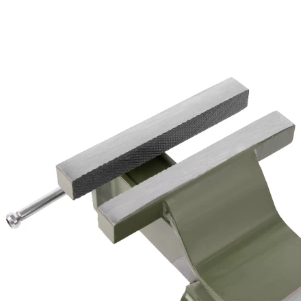 Тиски слесарные Сибртех 18620, 150 мм, стальные, поворотные купить в Надыме