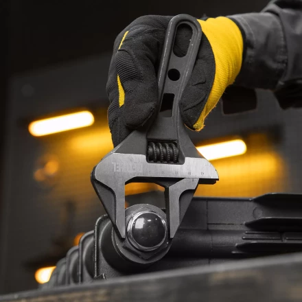 Ключ разводной 185 мм Denzel 15754, CrV, кованый, укороченная рукоятка купить в Надыме