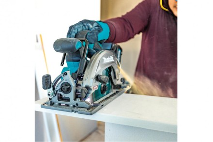 Аккумуляторная дисковая пила Makita 40B XGT HS012GZ (без АКБ и ЗУ) купить в Надыме