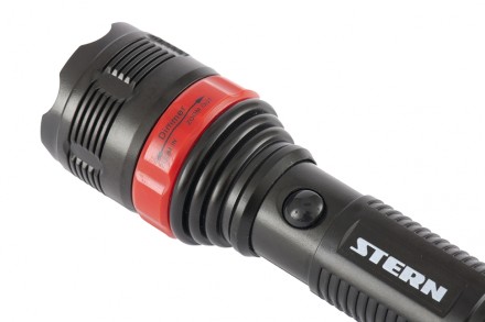 Фонарь бытовой пластик 3W LED ремешок зум 3 режима 100% - 50% - стробоскоп 3хААА Stern 90572 купить в Надыме