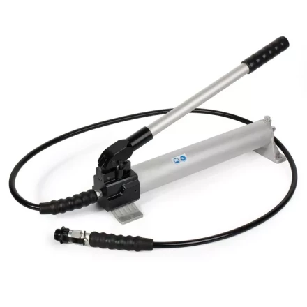 Помпа гидравлическая ручная ПМР-7009А КВТ купить в Надыме