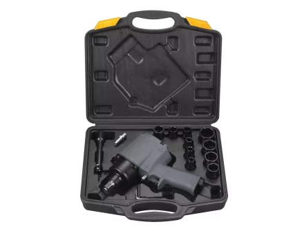 Пневмогайковерт ударный IW720 1/2" FUBAG + набор головок в кейсе купить в Надыме