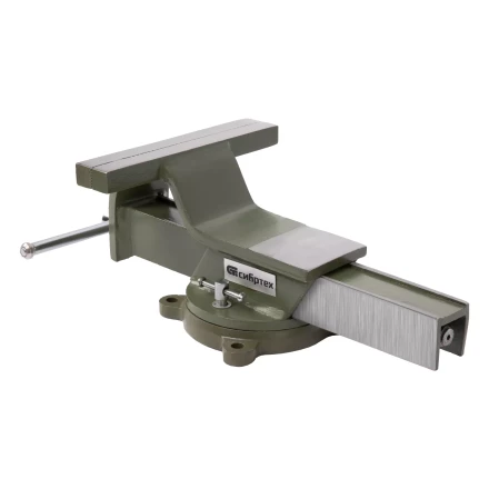 Тиски слесарные Сибртех 18621, 200 мм, стальные, поворотные купить в Надыме