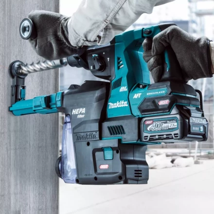 Аккумуляторный перфоратор XGT Makita HR001GM201 купить в Надыме