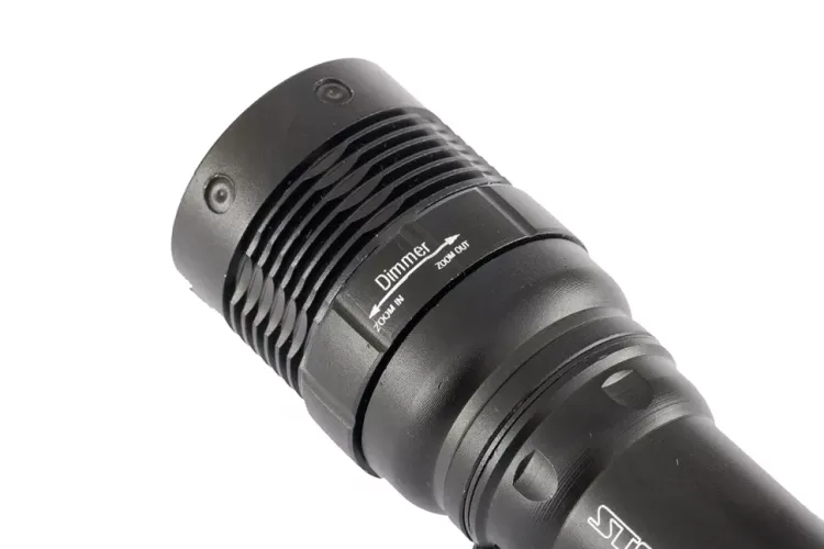 Фонарь 3 W CREE LED зум 3 режима 100% - 50% - стробоскоп клипса ремешок 160 Лм 200 м 3хААА Stern 90582 купить в Надыме