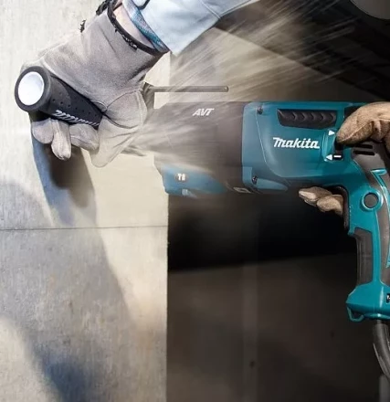Перфоратор  MAKITA HR 2631FT купить в Надыме