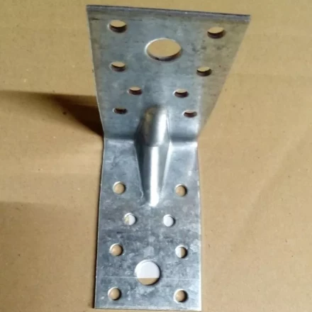 Крепежный уголок усиленный 2.0 мм KUU 70x70x40 мм СИБРТЕХ Россия 46409 купить в Надыме