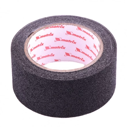 Лента клейкая противоскользящая черная 50 мм x 5 м Matrix 88707 купить в Надыме