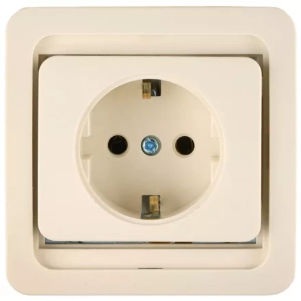 Розетка СВЕТОЗАР "ГАММА" одинарная, с заземлением, цвет бежевый, 16А/~250В SV-54105-B купить в Надыме
