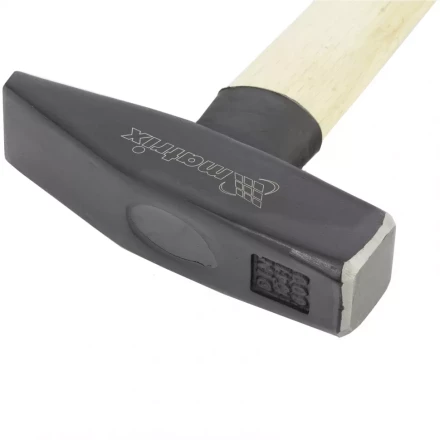 Молоток слесарный 600 г квадратный боек деревянная рукоятка MTX 102339 купить в Надыме