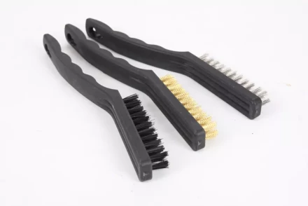 Набор щеток 3 шт металлические с пластмассовой ручкой большие MATRIX 74863 купить в Надыме