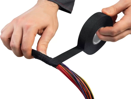 ЗУБР АВТО-ЖГУТ, 19 мм х 25 м, черная, термостойкая текстильная изолента, Профессионал (1236-2) купить в Надыме