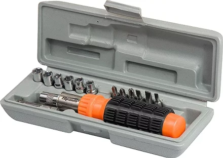 Отвертка реверсивная + биты + головки 15шт. в пласт.боксе  SPARTA 115565 купить в Надыме