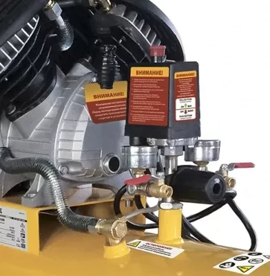 Компрессор масляный поршневой прямой привод  DENZEL PC 2/100-360 58078 купить в Надыме