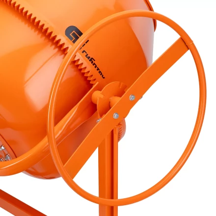 Бетоносмеситель Сибртех БСН-200 95514, мощность 800 Вт купить в Надыме