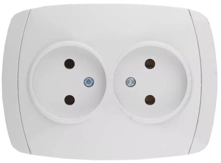 Розетка СВЕТОЗАР "CITY LIGHT" двойная в сборе, без заземления, цвет белый, 16А/~250В SV-54202-W купить в Надыме