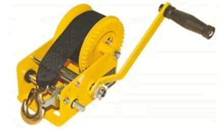 Лебедка ручная LRB 2500, 1134 кг, лента 10 м. LB купить в Надыме