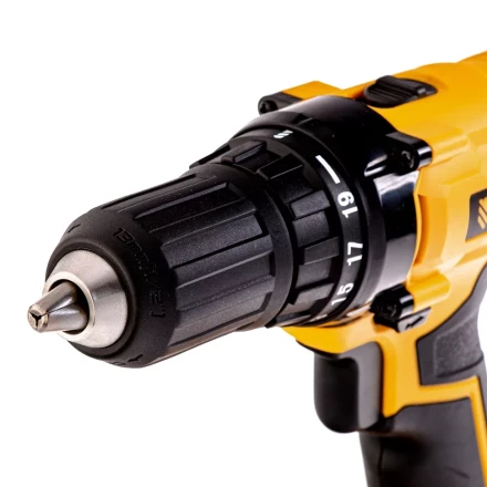 Дрель-шуруповерт аккумуляторная CDL-IB-18-02 Denzel 26113 купить в Надыме