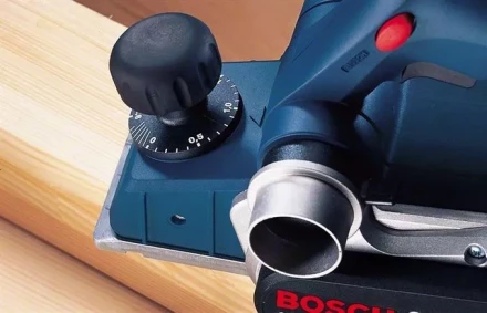 Электрорубанок BOSCH GHO 26-82 D купить в Надыме