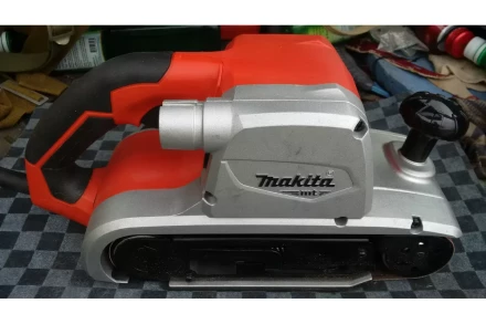 Ленточная шлифмашина Makita M9400 купить в Надыме