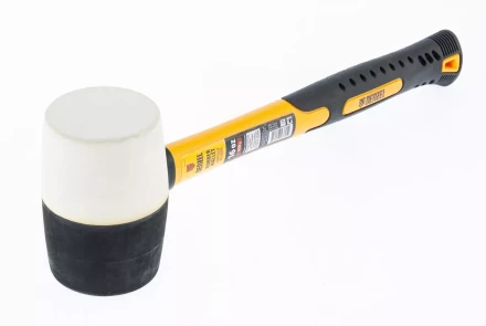 Киянка резиновая, 16 oz, черно-белая резина, фибергласовая рукоятка// Denzel 7711171 купить в Надыме