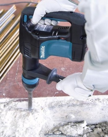 Молоток отбойный Makita HM0870C купить в Надыме